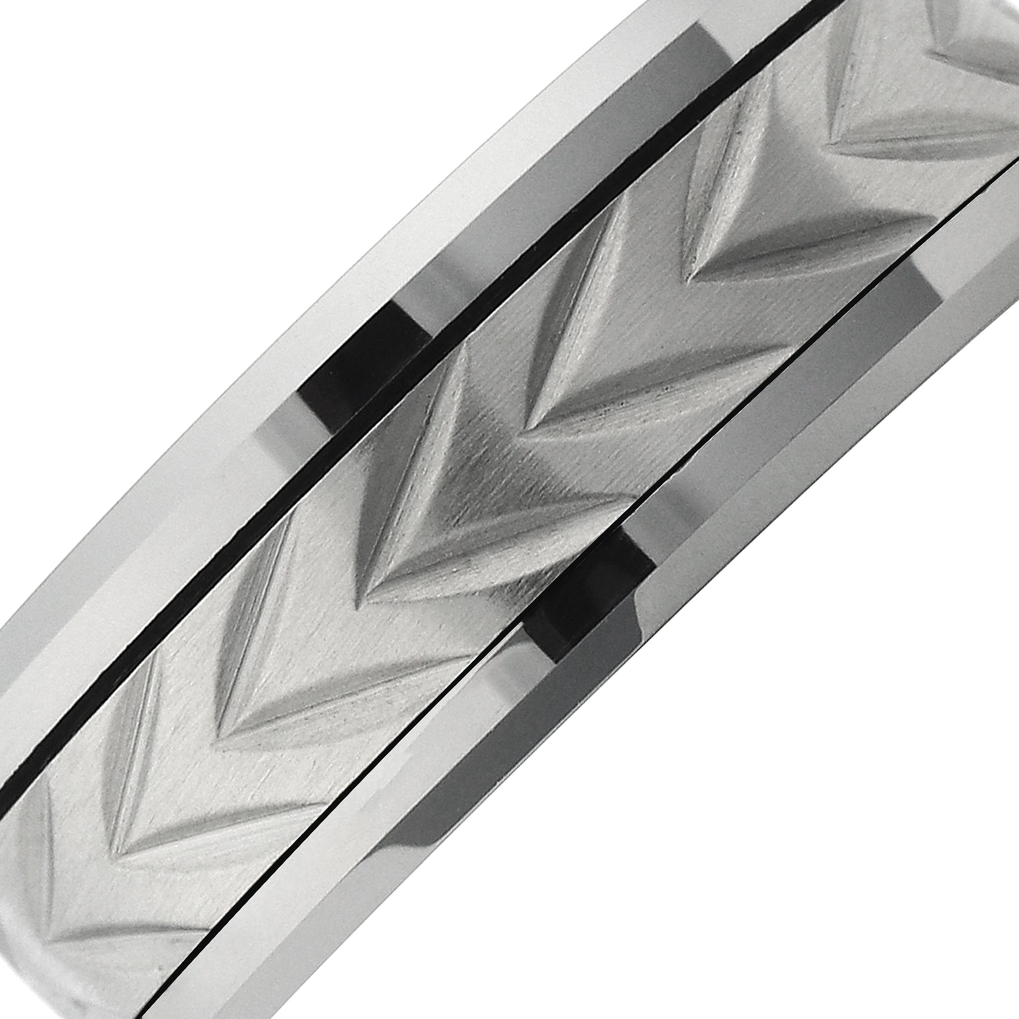 beveled tungsten ring spinner centre close up