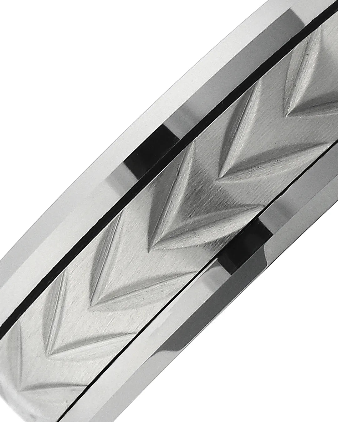 beveled tungsten ring spinner centre close up