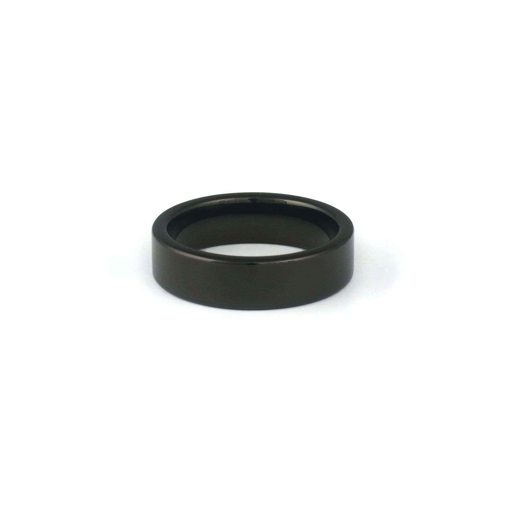 Classic men’s black tungsten carbide ring