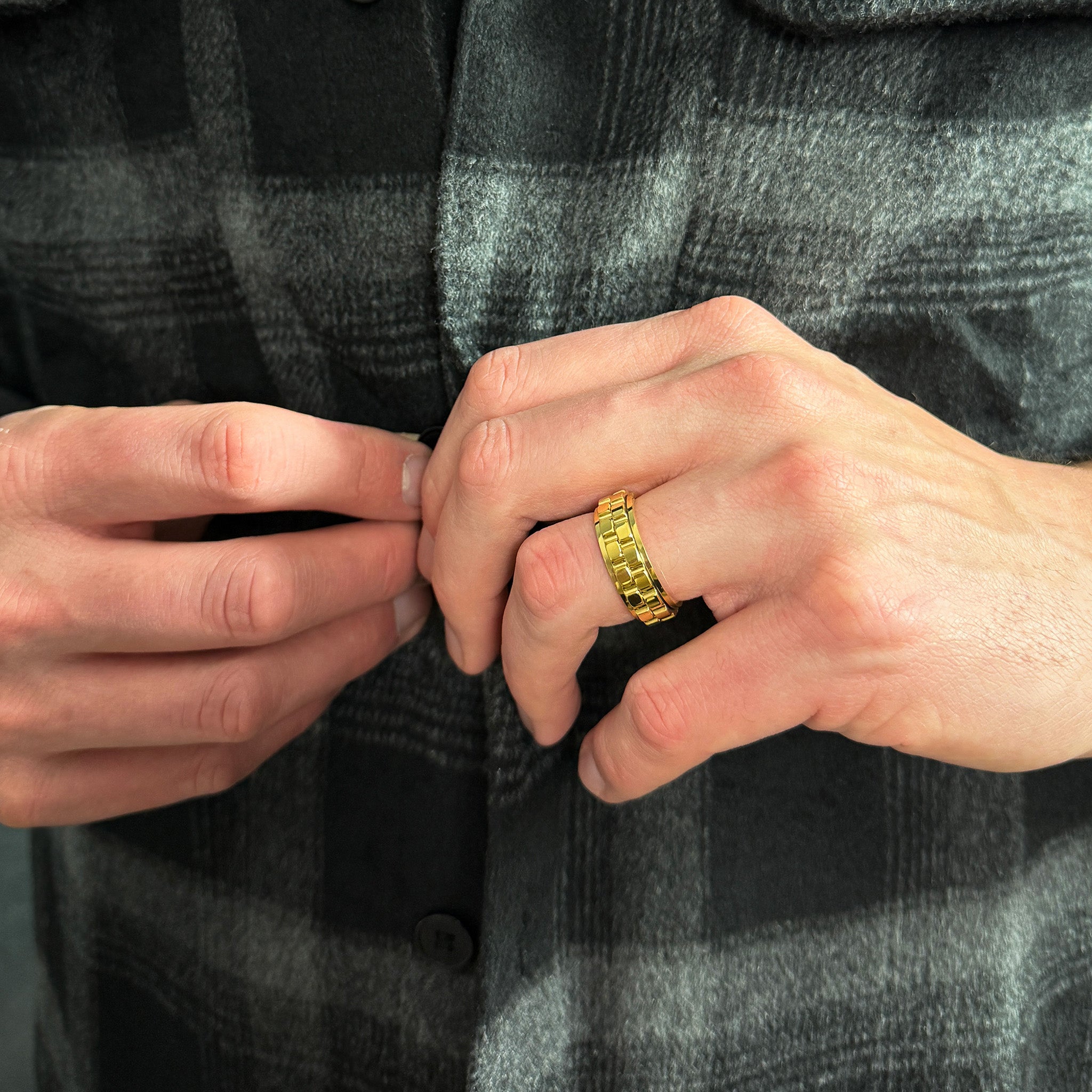 scratchproof gold tungsten anxiety fidget ring for men