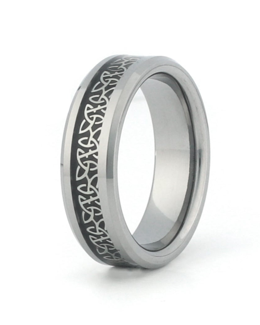 6mm Celtic wedding ring with carbon fibre inlay