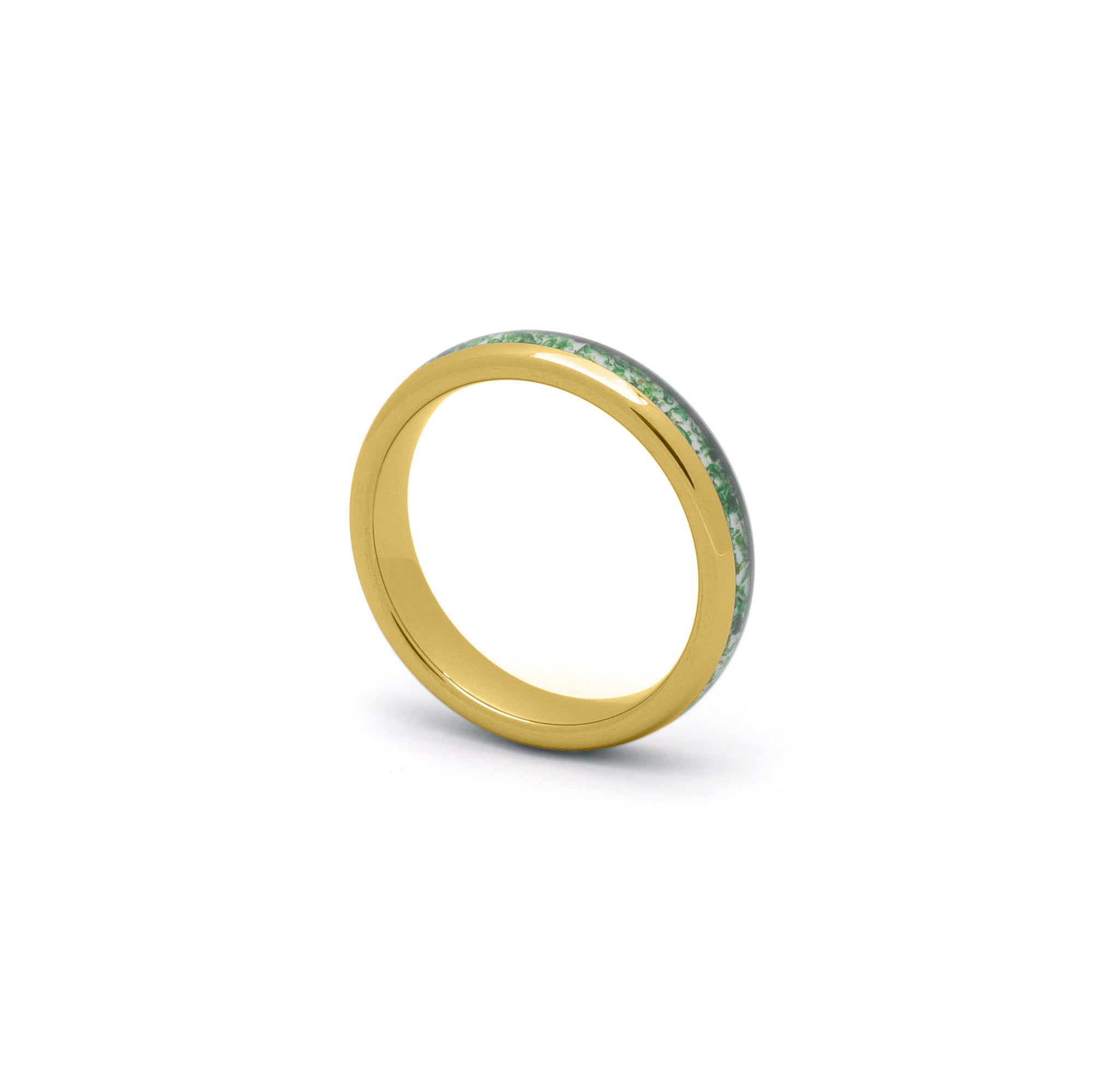 Nature inspired engagement ring featuring 4mm gold and green moss agate band